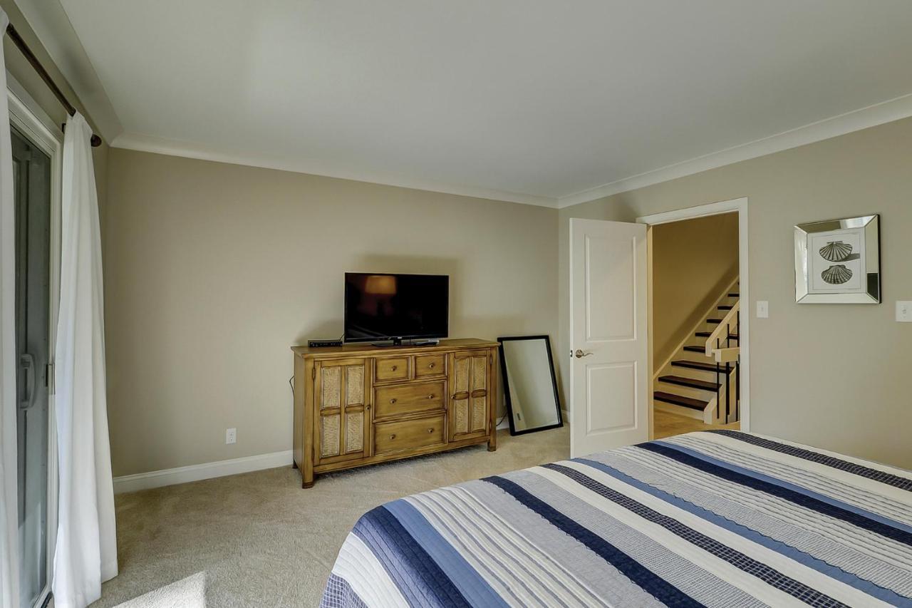 Luxury Updated New Kitchen New Floors, New Tvs, Bikes & Beach Gear Included Хилтън Хед Айлънд Екстериор снимка