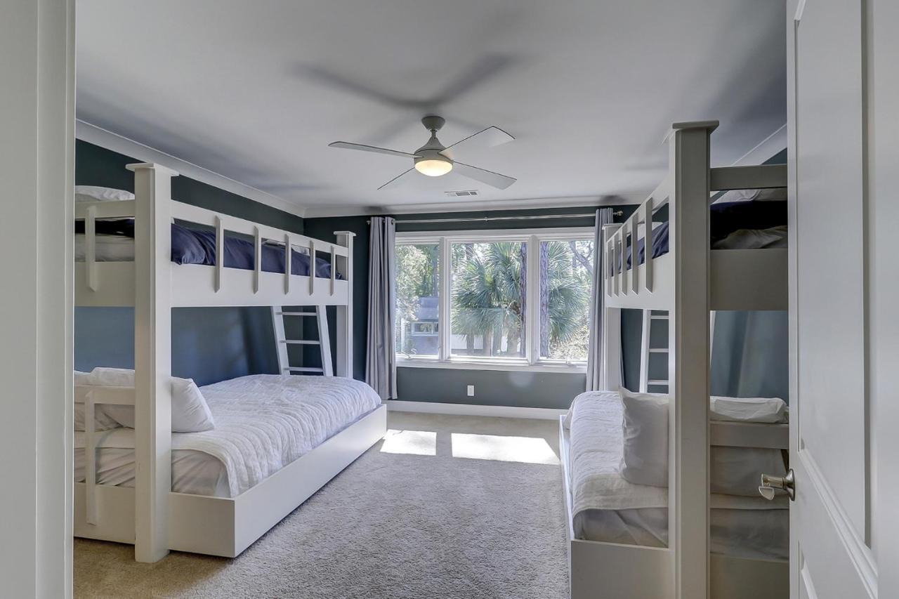 Luxury Updated New Kitchen New Floors, New Tvs, Bikes & Beach Gear Included Хилтън Хед Айлънд Екстериор снимка
