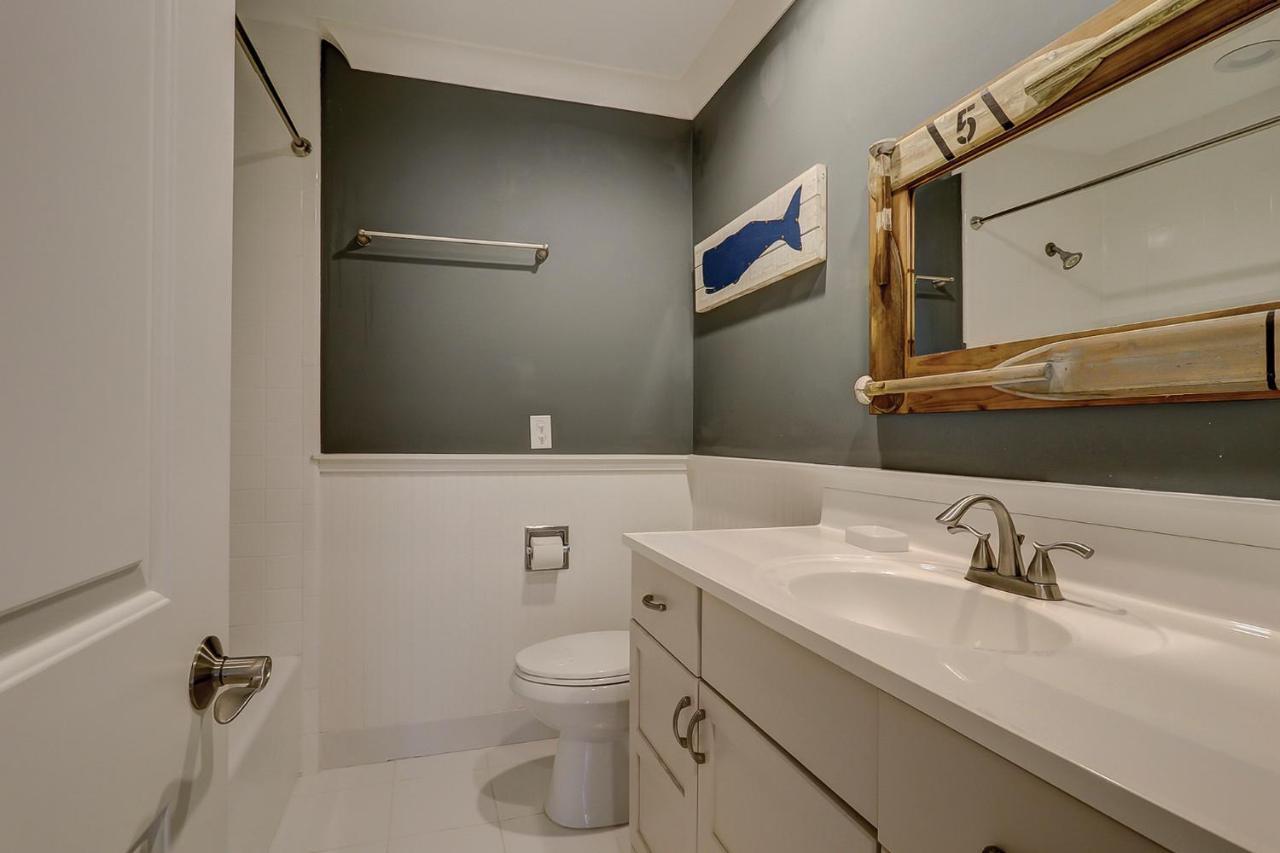 Luxury Updated New Kitchen New Floors, New Tvs, Bikes & Beach Gear Included Хилтън Хед Айлънд Екстериор снимка