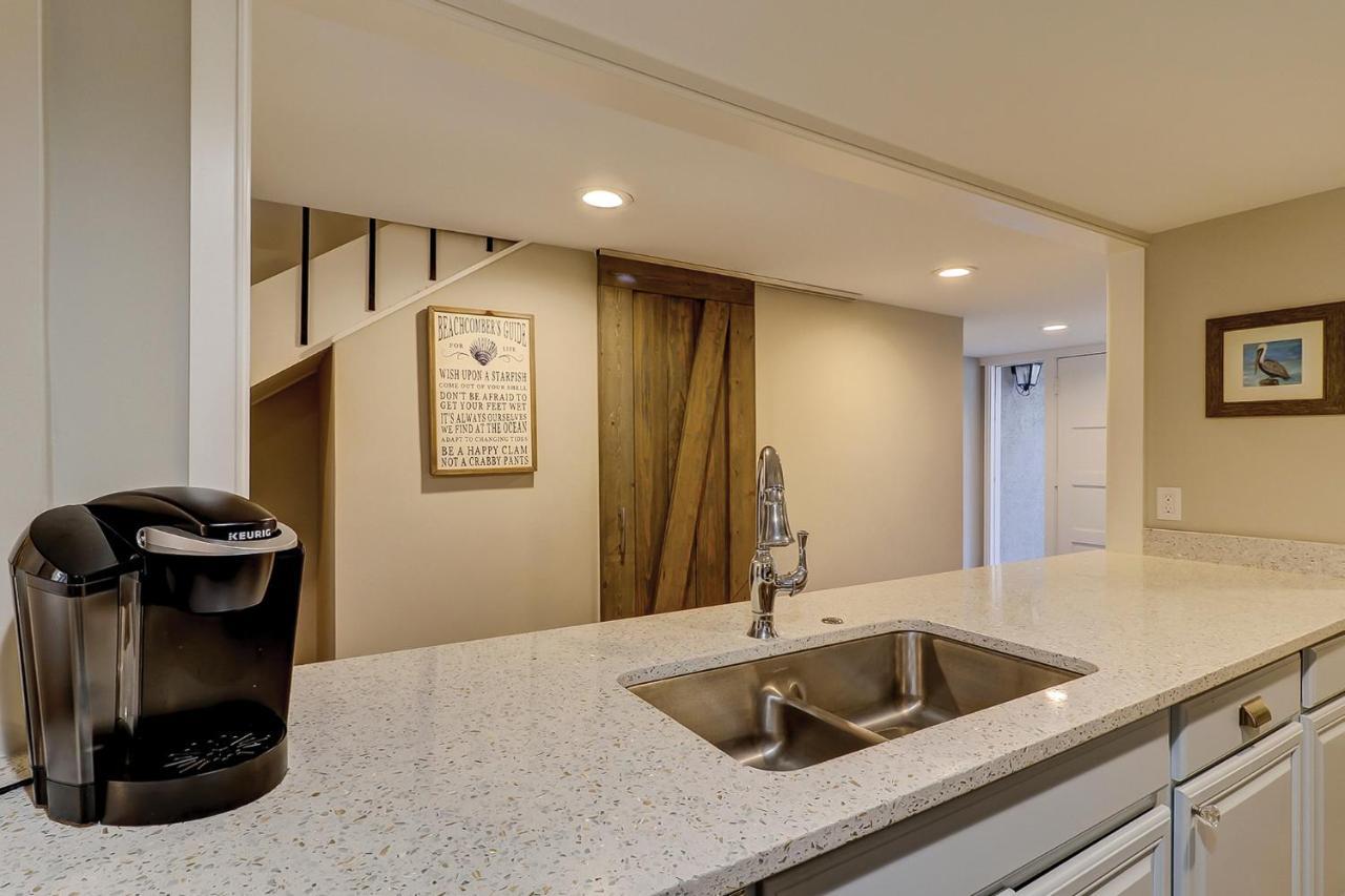 Luxury Updated New Kitchen New Floors, New Tvs, Bikes & Beach Gear Included Хилтън Хед Айлънд Екстериор снимка