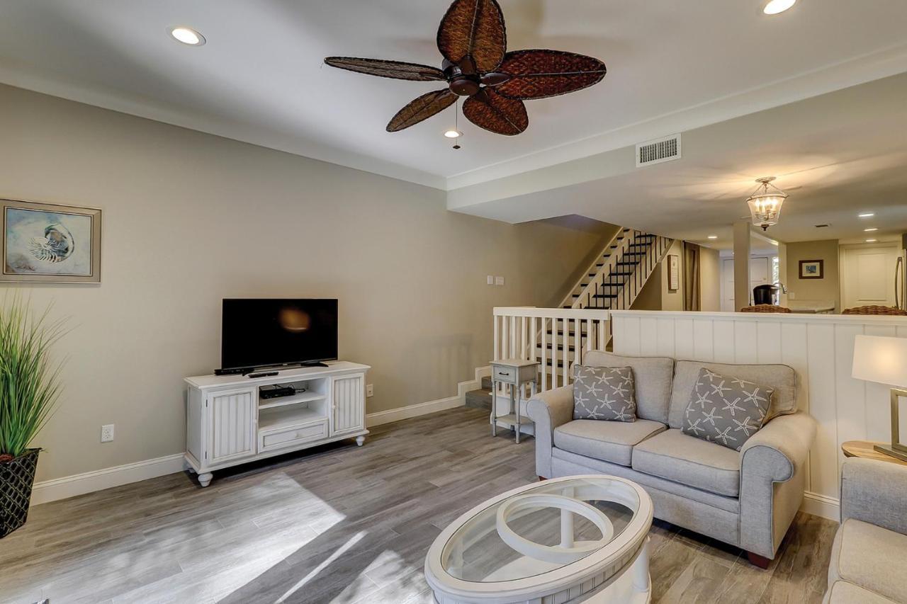 Luxury Updated New Kitchen New Floors, New Tvs, Bikes & Beach Gear Included Хилтън Хед Айлънд Екстериор снимка